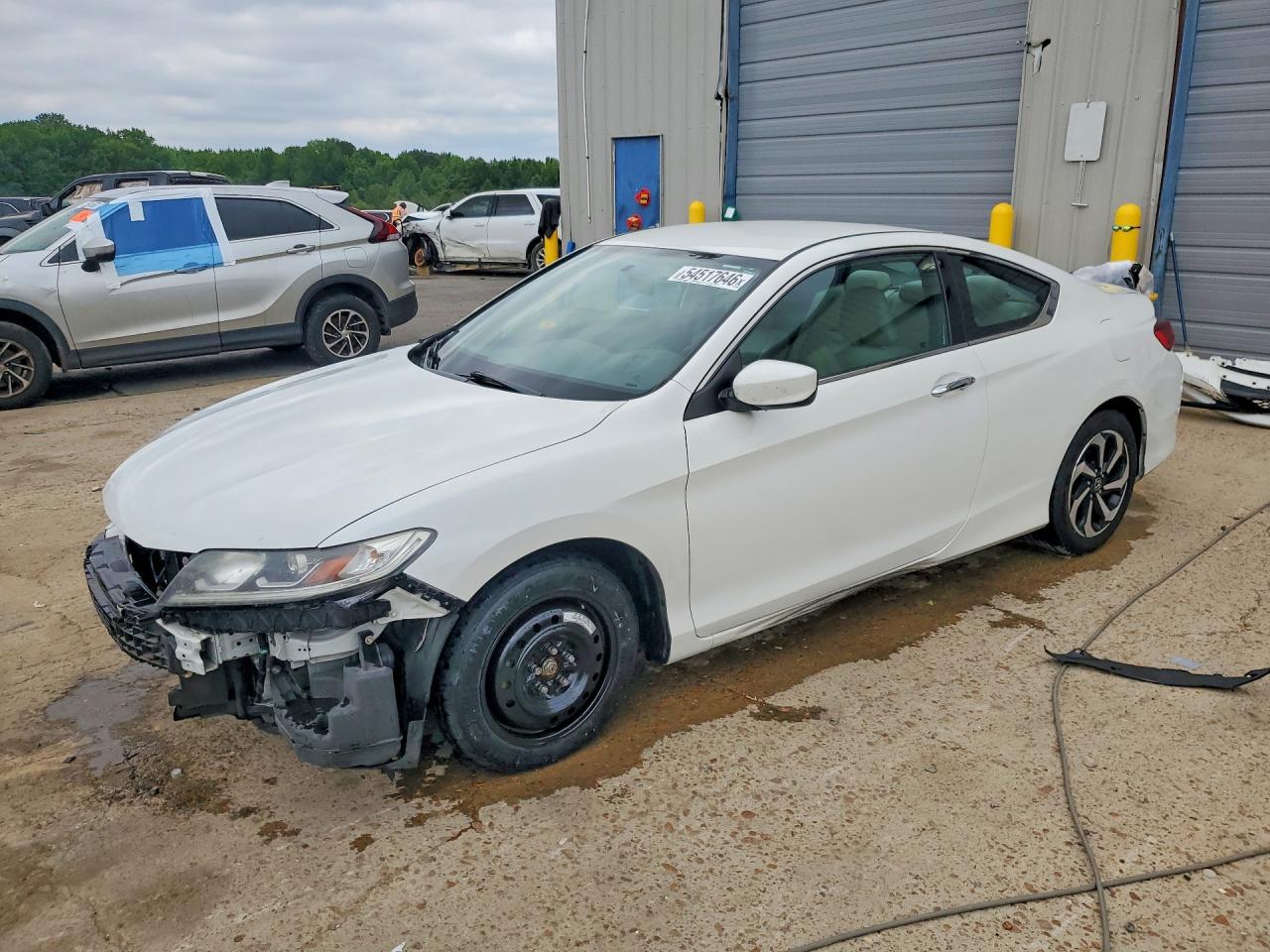 Salvage Honda Accord Image