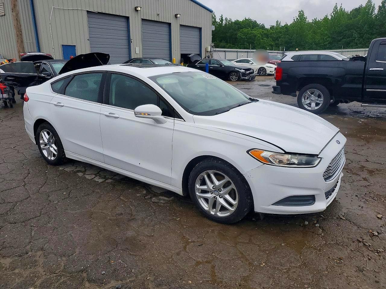 Ford Fusion Se