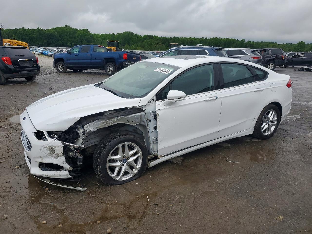 Salvage Ford Fusion Image