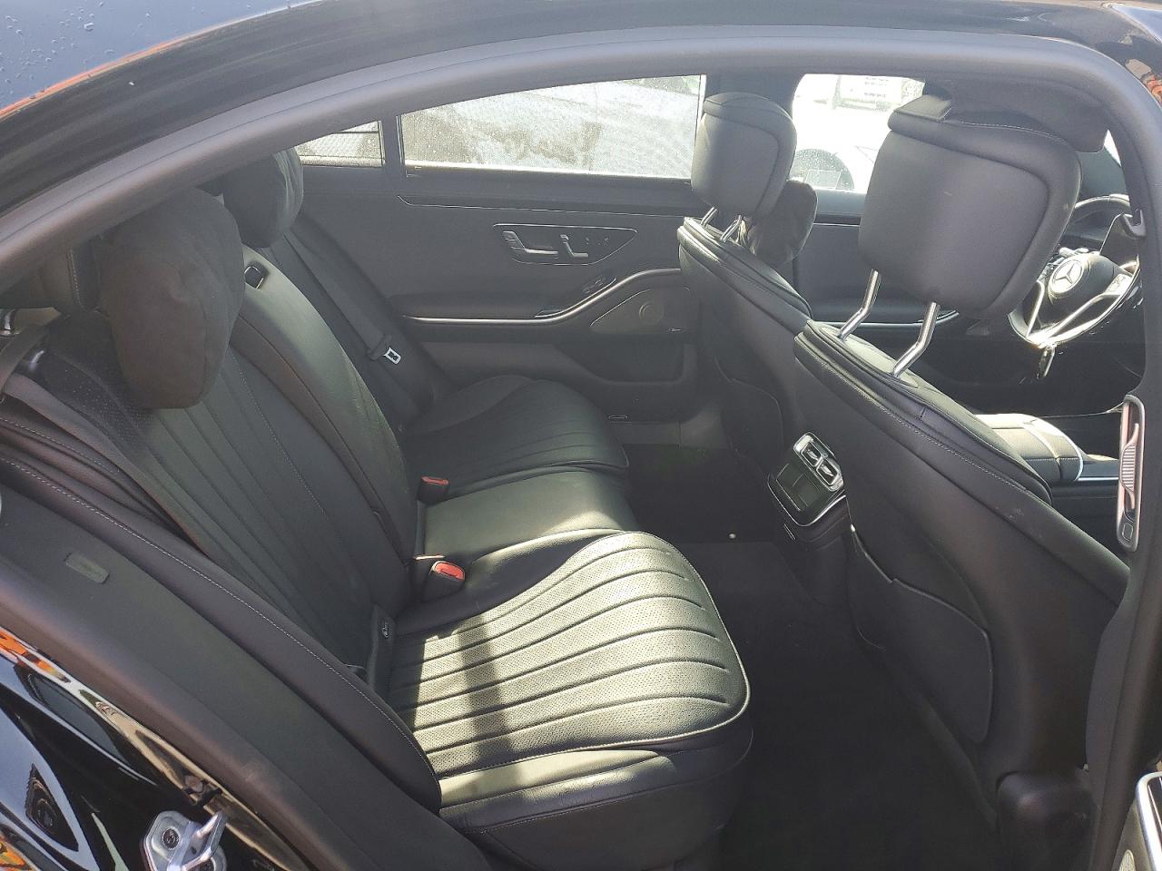 Mercedes-Benz S-Class 500 4matic