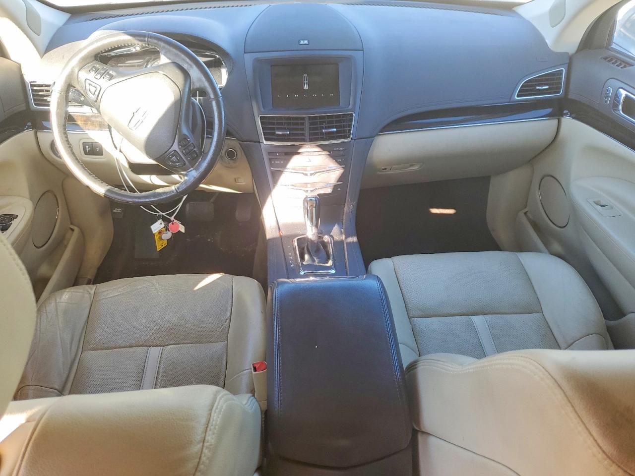 Lincoln MKT