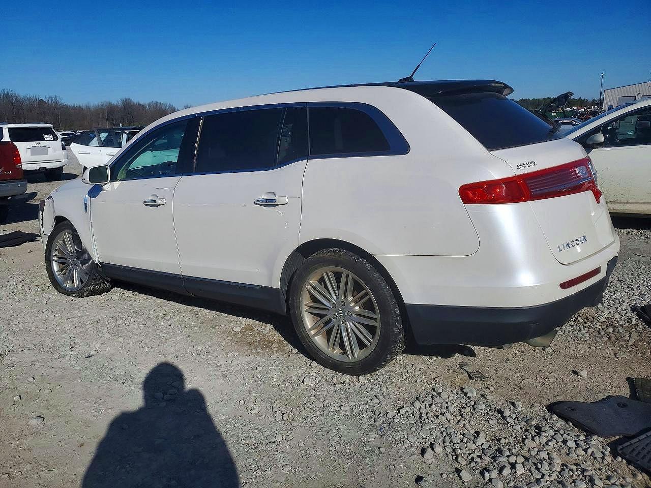 Lincoln MKT