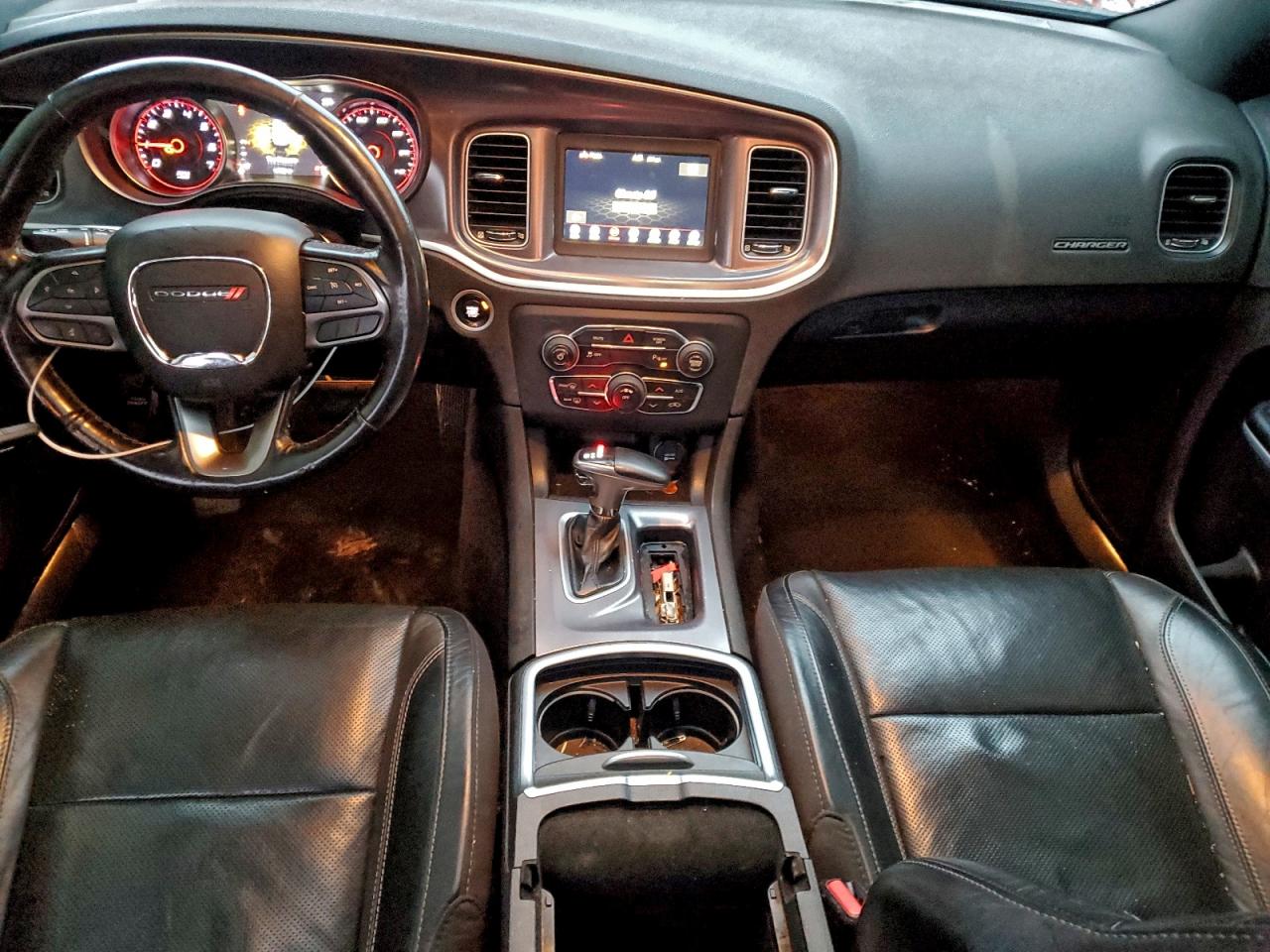 Dodge Charger Sxt