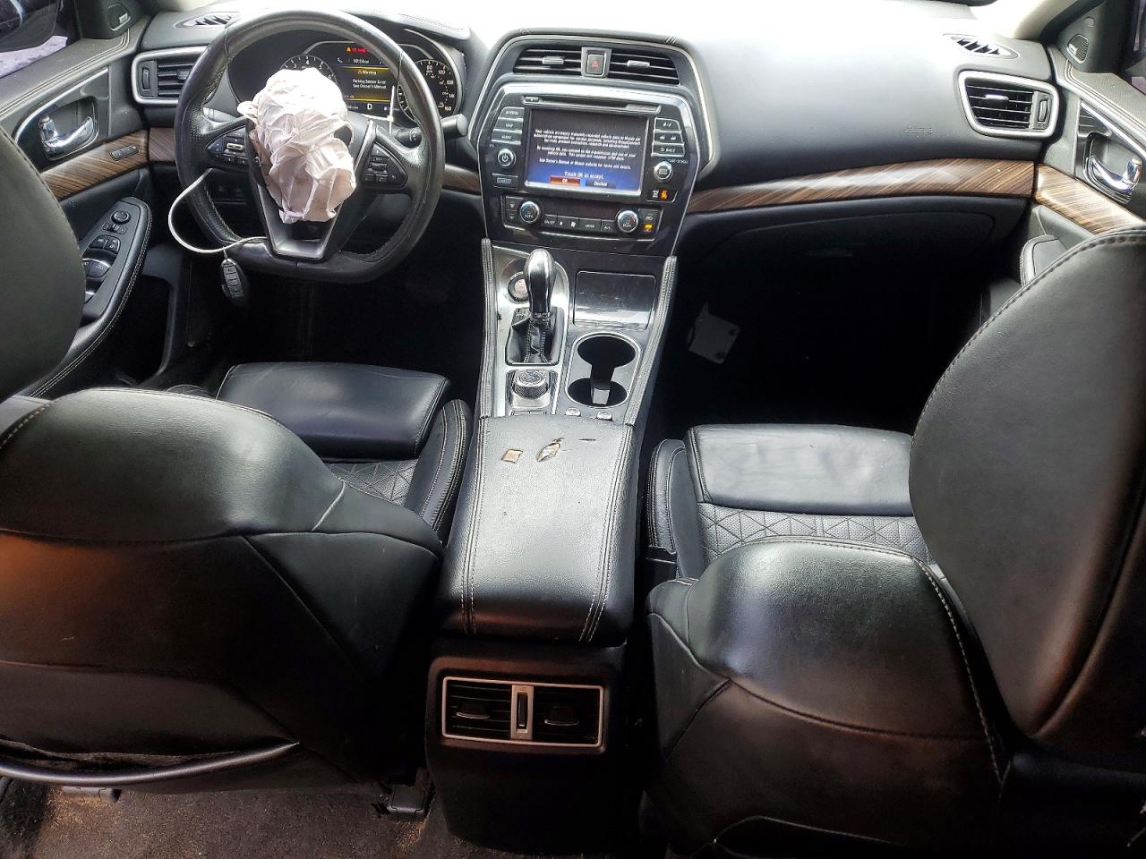 Nissan Maxima Platinum