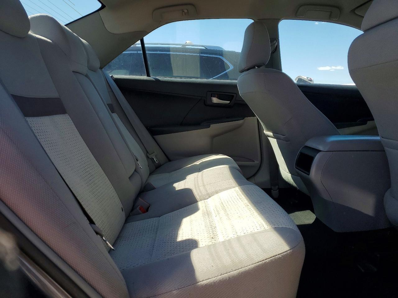 Toyota Camry L