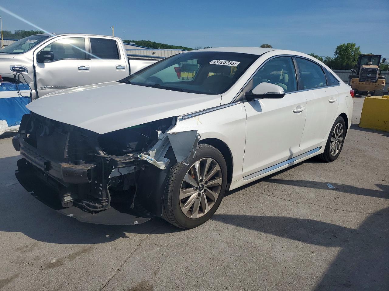 Salvage Hyundai SONATA Image