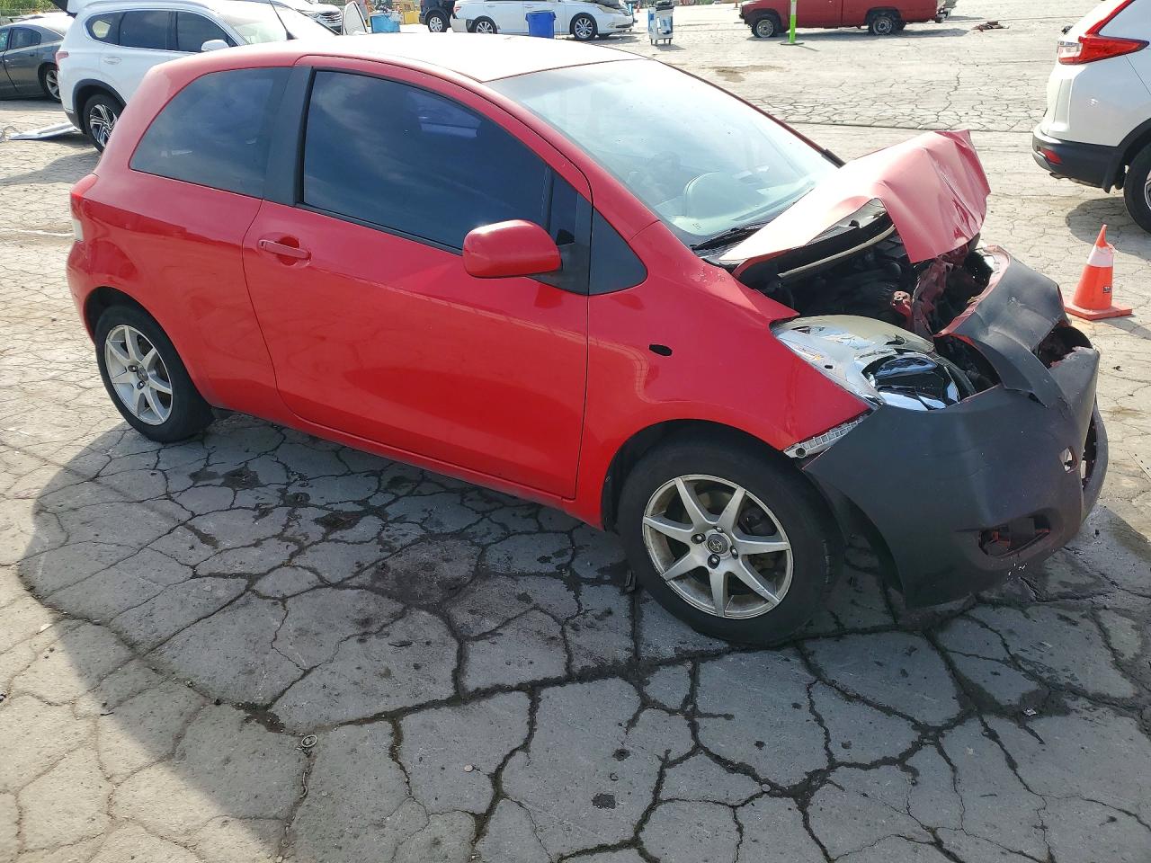 Toyota Yaris Base