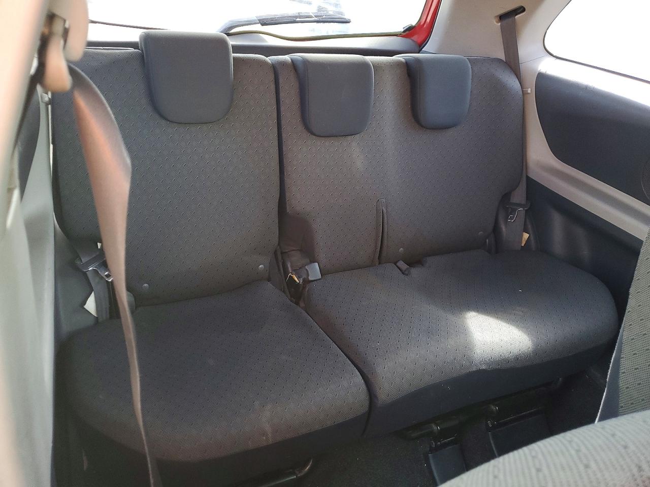 Toyota Yaris Base