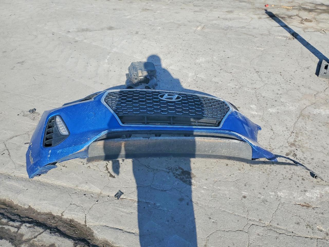 Hyundai ELANTRA Base