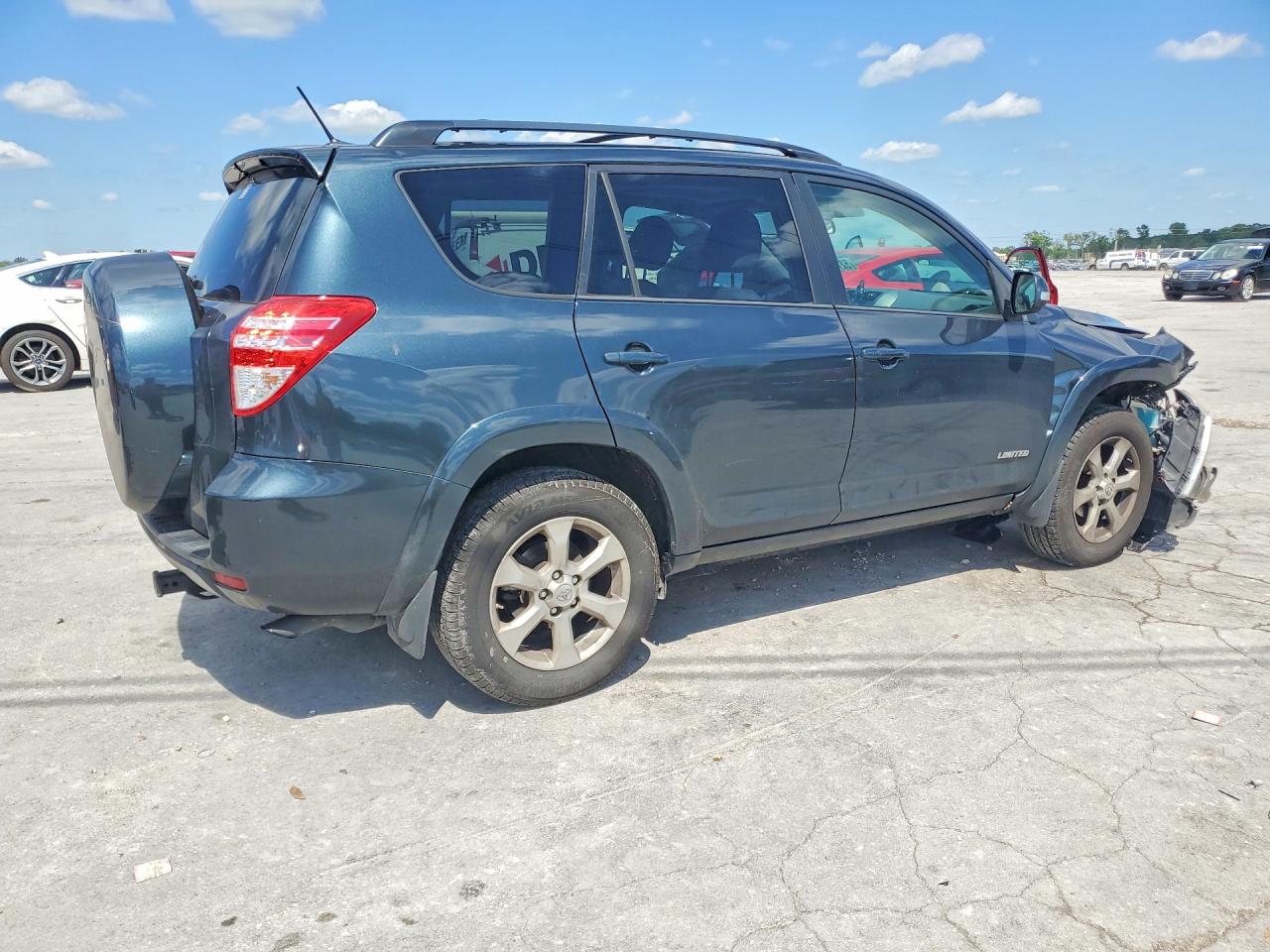 Toyota RAV4 Limited