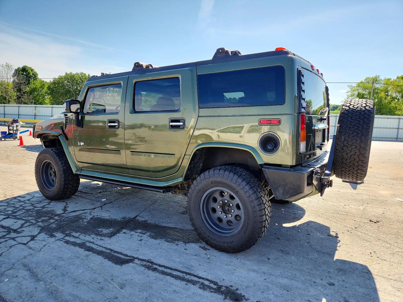 HUMMER H2