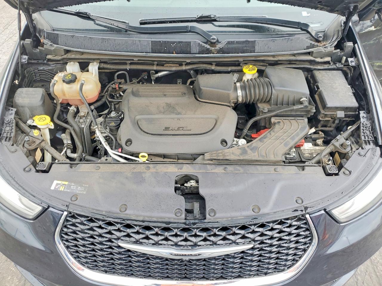 Chrysler Pacifica Touring L
