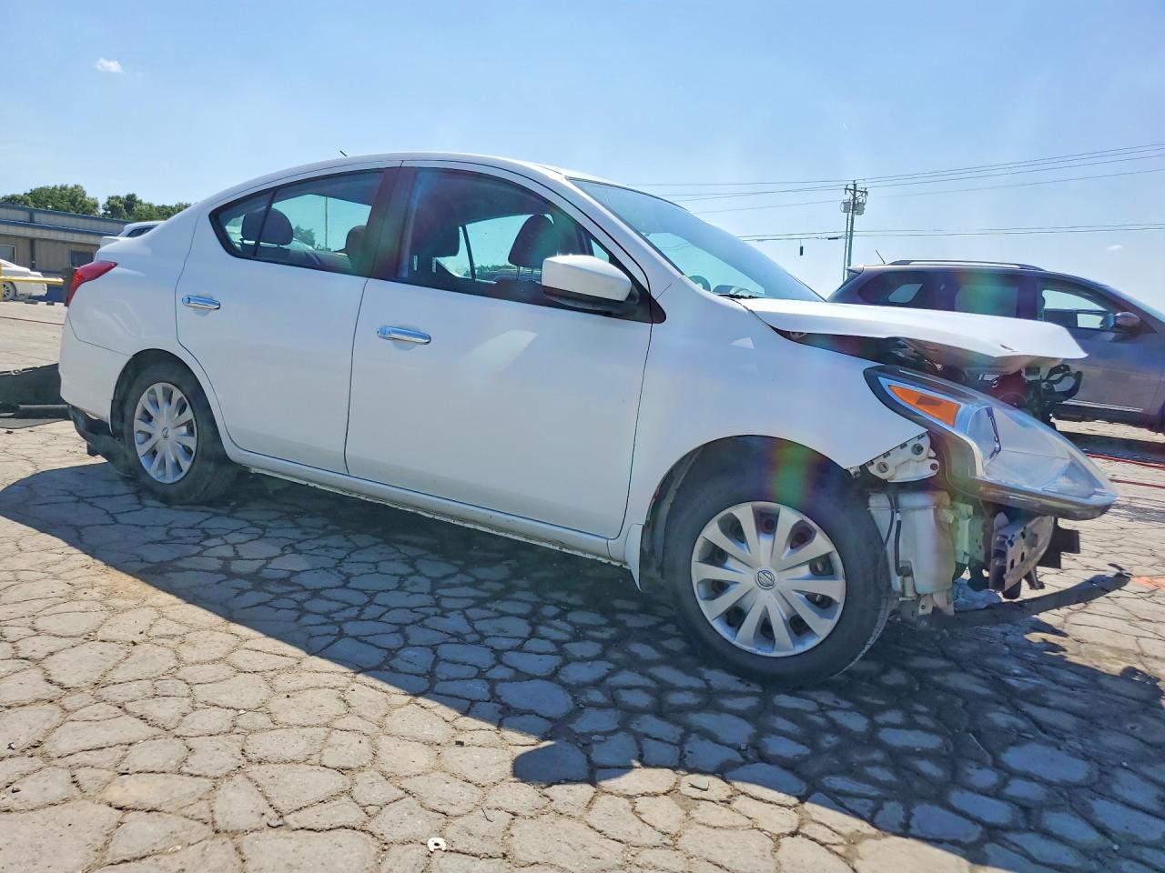 Nissan Versa 1.6 Sv