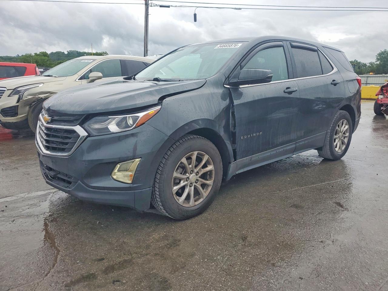 Salvage Chevrolet Equinox Image