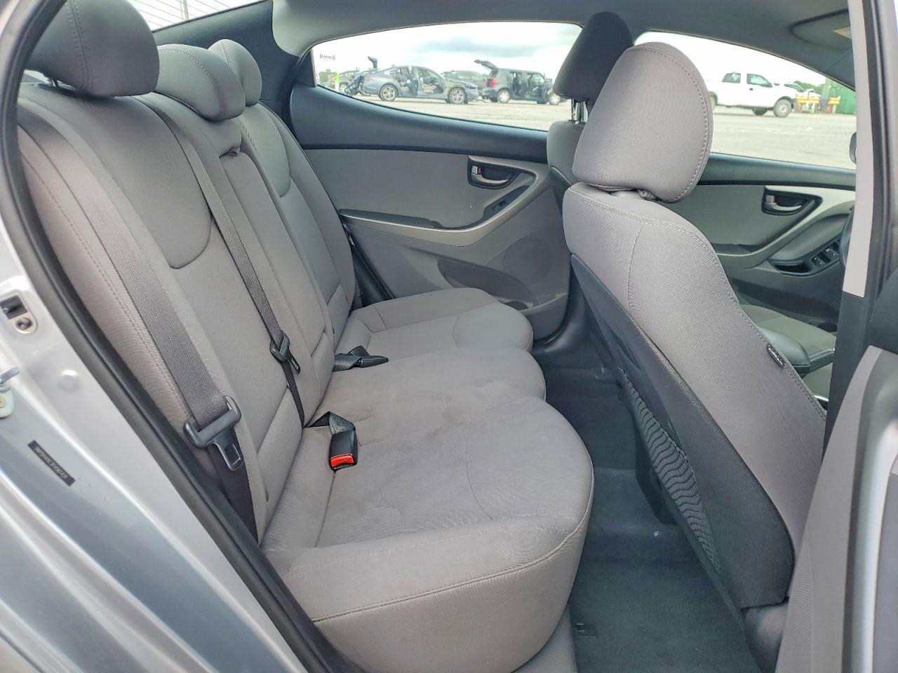 Hyundai ELANTRA Se