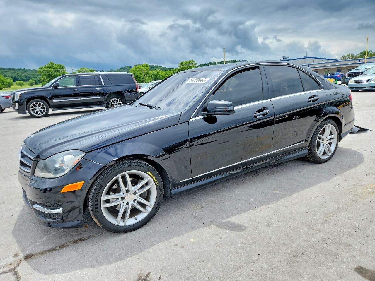Salvage Mercedes-Benz C-Class Image