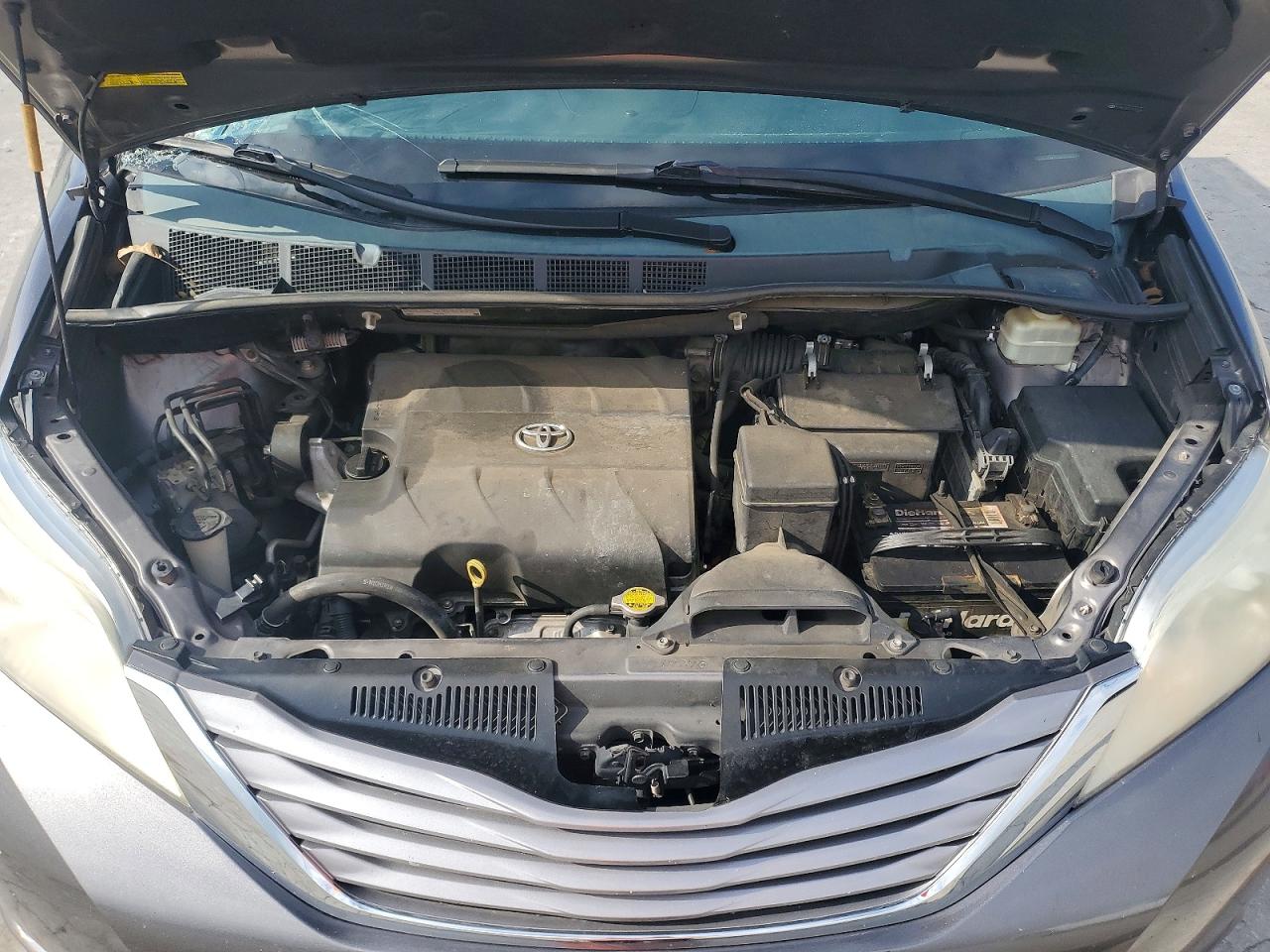 Toyota Sienna Xle Premium 8-passenger