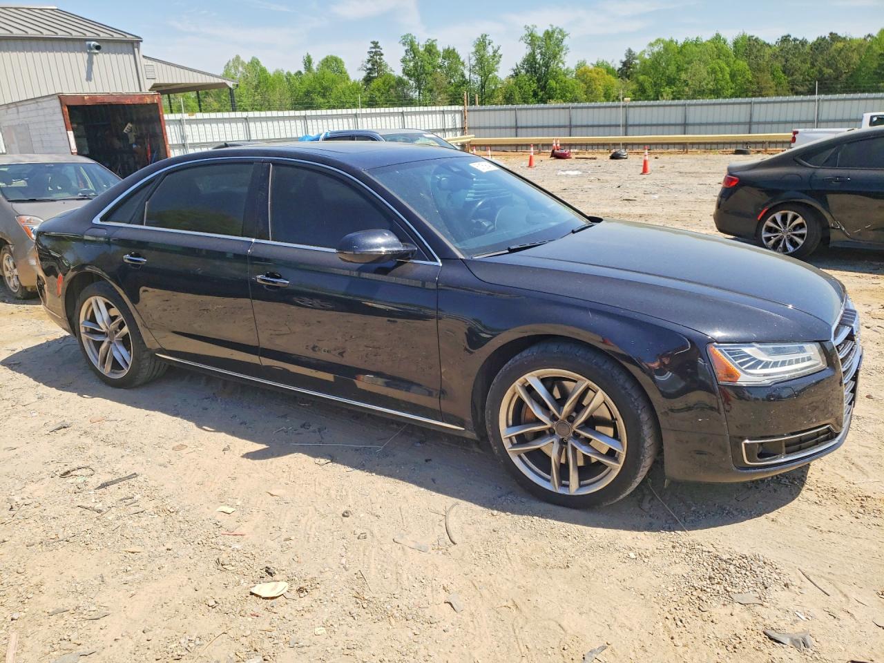 Audi A8 L Quattro
