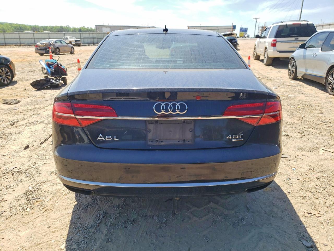 Audi A8 L Quattro