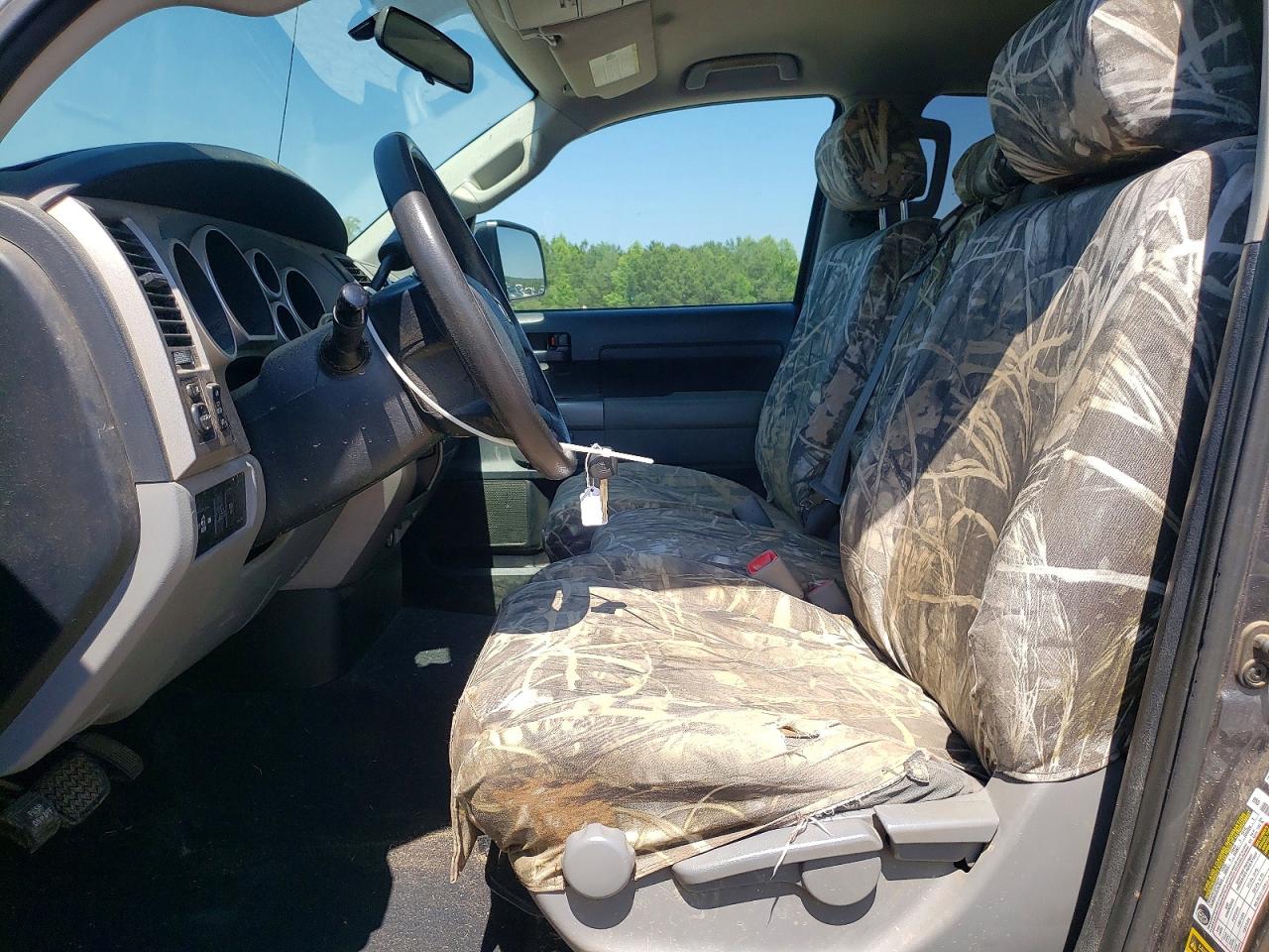 Toyota Tundra Double Cab Sr5