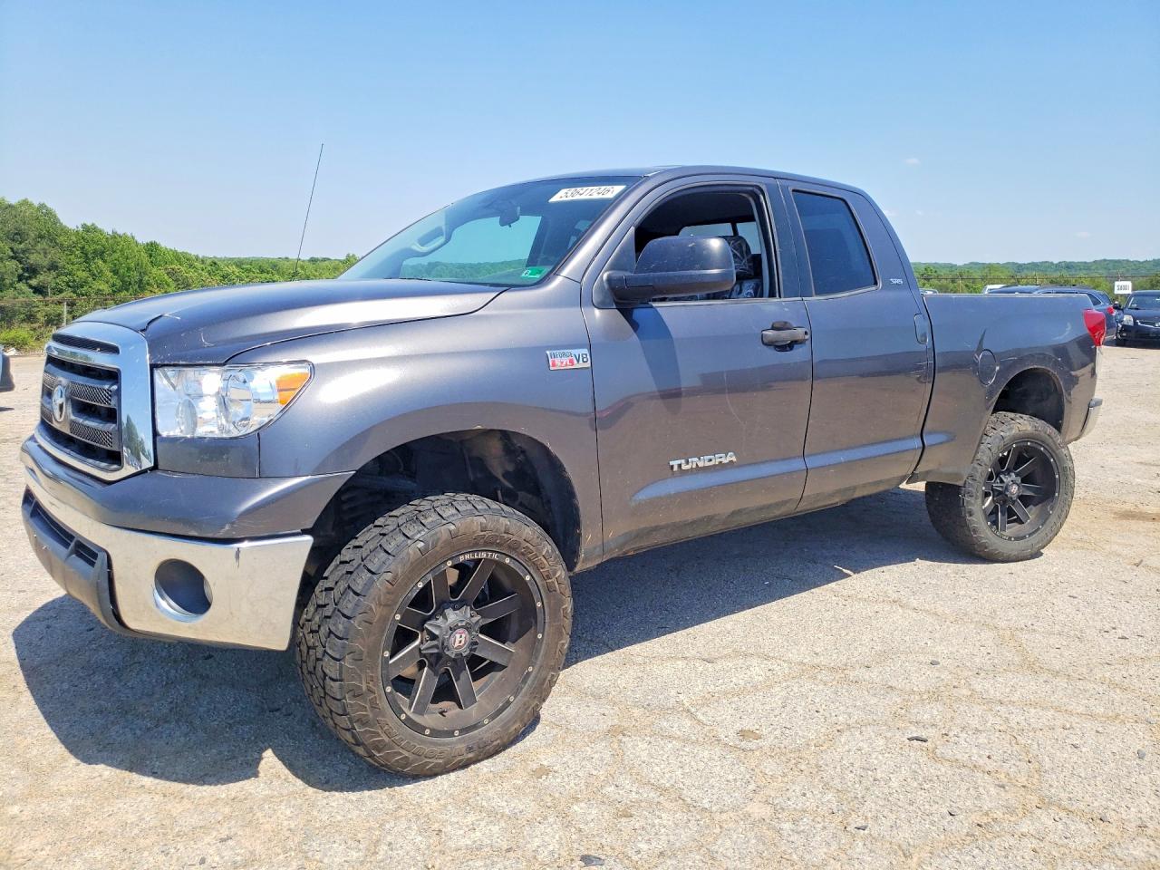 Salvage Toyota Tundra Image
