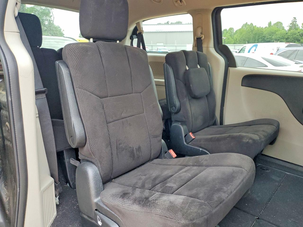 Dodge Caravan Sxt