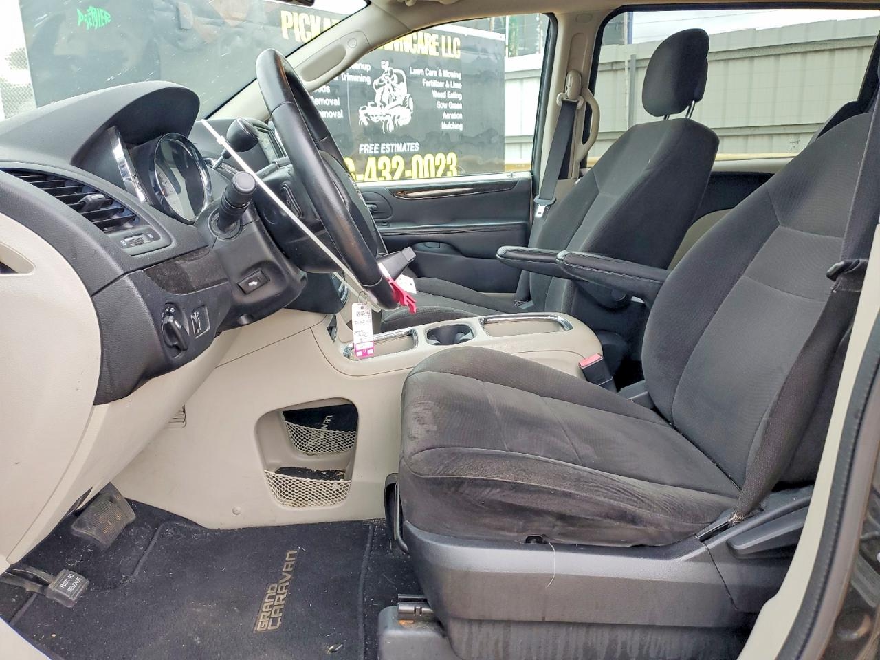 Dodge Caravan Sxt
