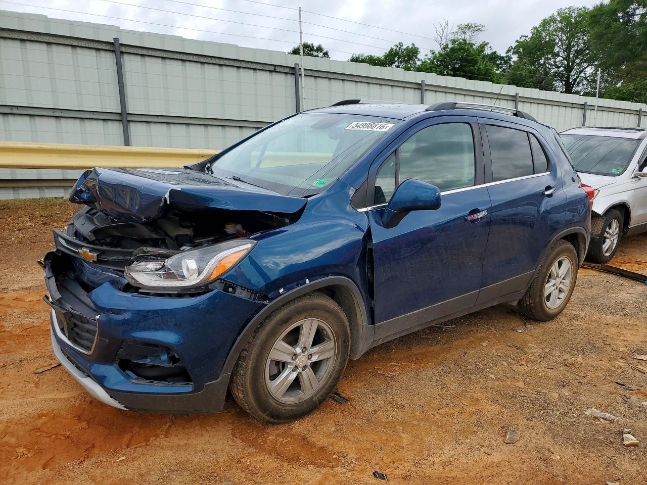 Salvage Chevrolet Trax Image