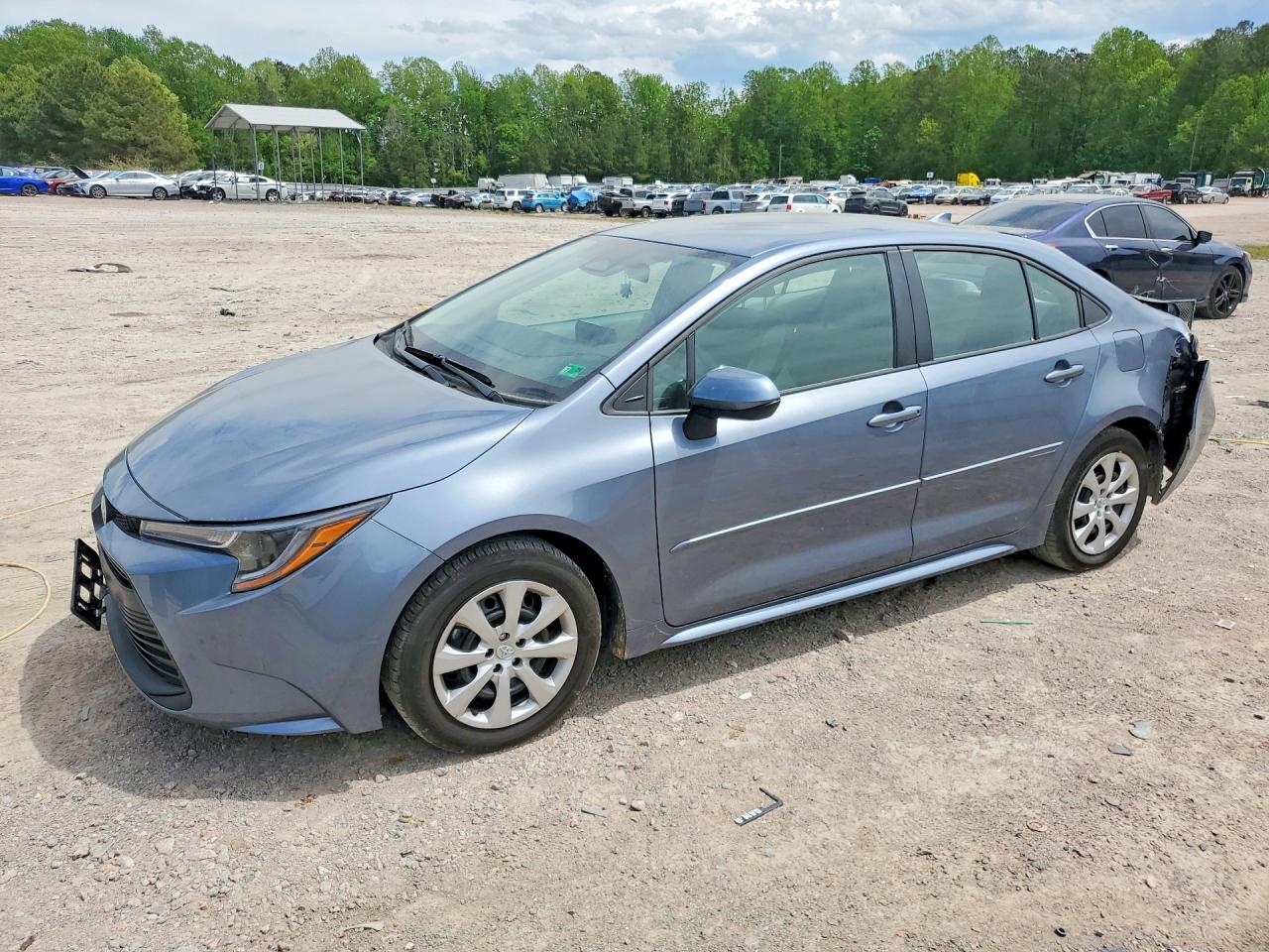 Salvage Toyota Corolla Image