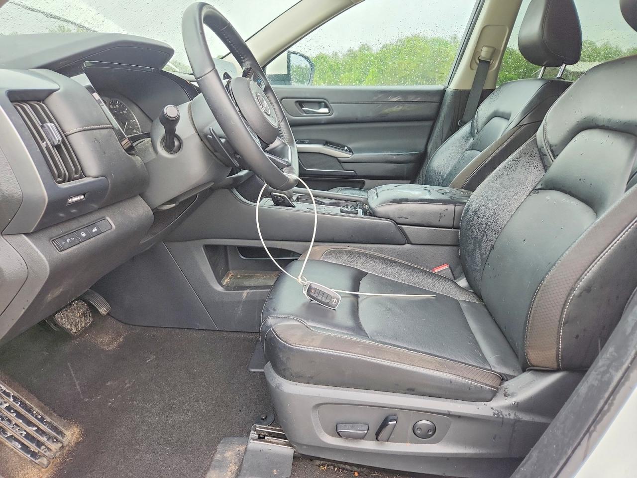 Nissan Pathfinder Sl