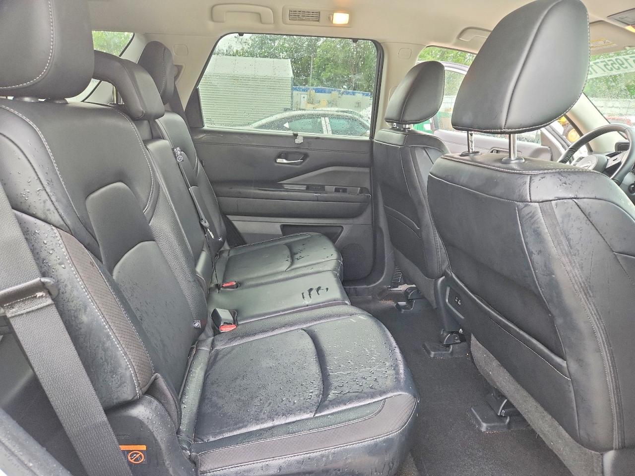 Nissan Pathfinder Sl