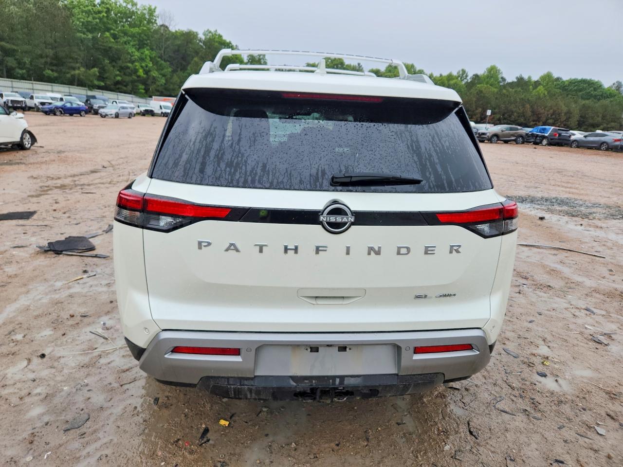 Nissan Pathfinder Sl