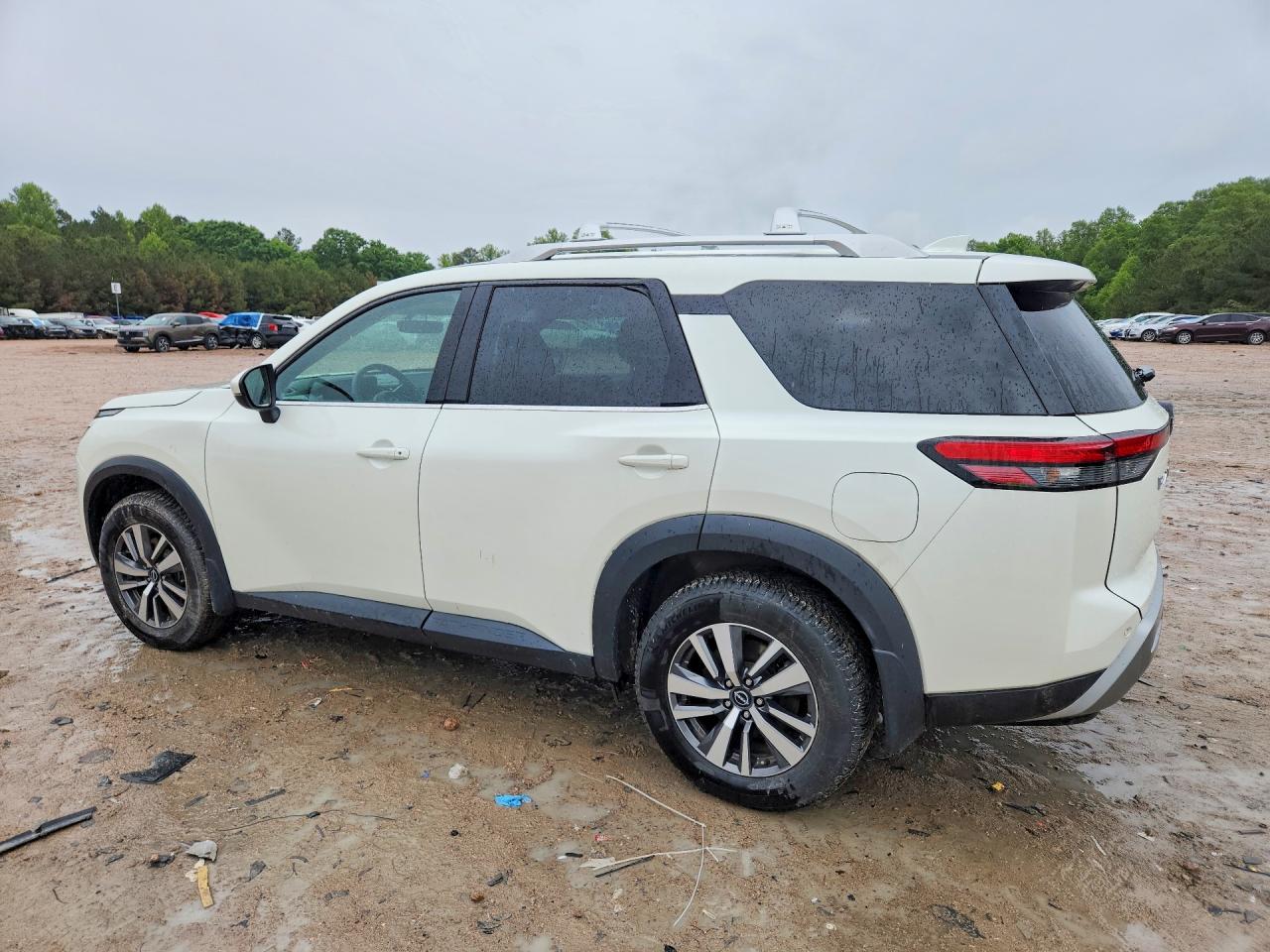 Nissan Pathfinder Sl