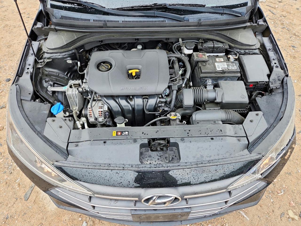 Hyundai ELANTRA Sel