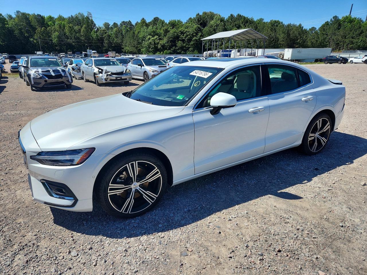 Salvage Volvo S60 Image