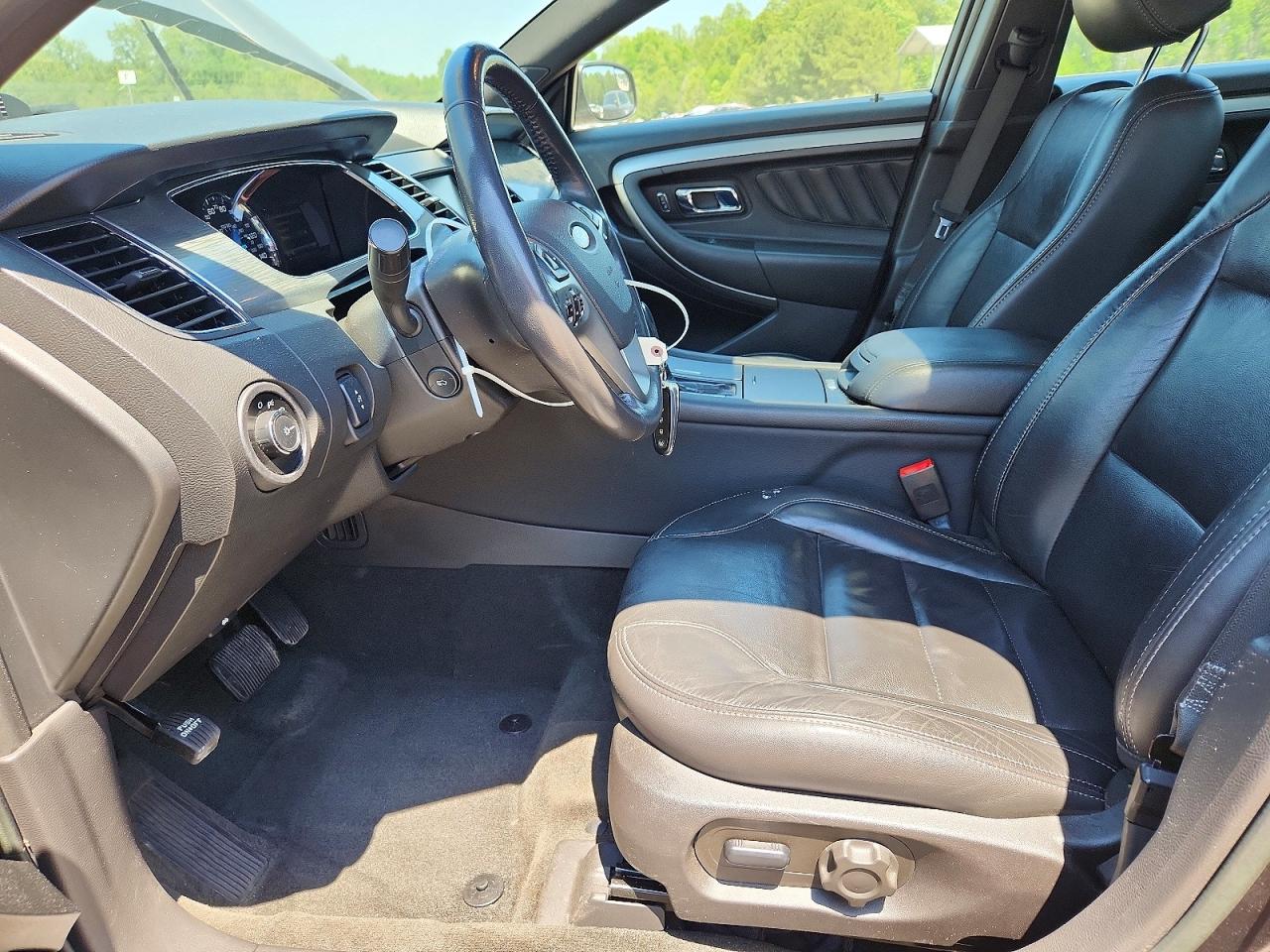 Ford Taurus Sel