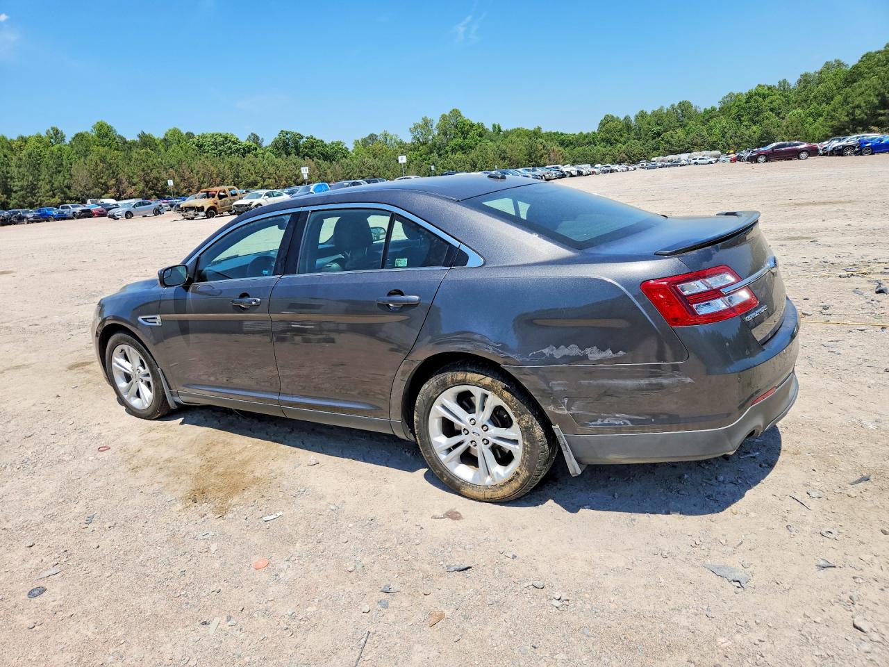 Ford Taurus Sel