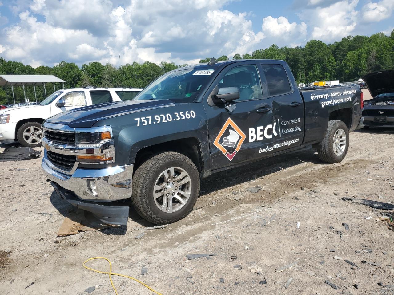 Salvage Chevrolet Silverado Image
