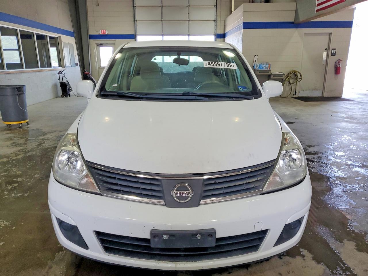 Nissan Versa 1.8 S