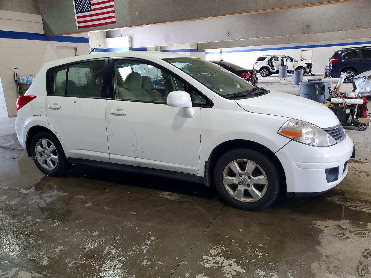 Nissan Versa 1.8 S