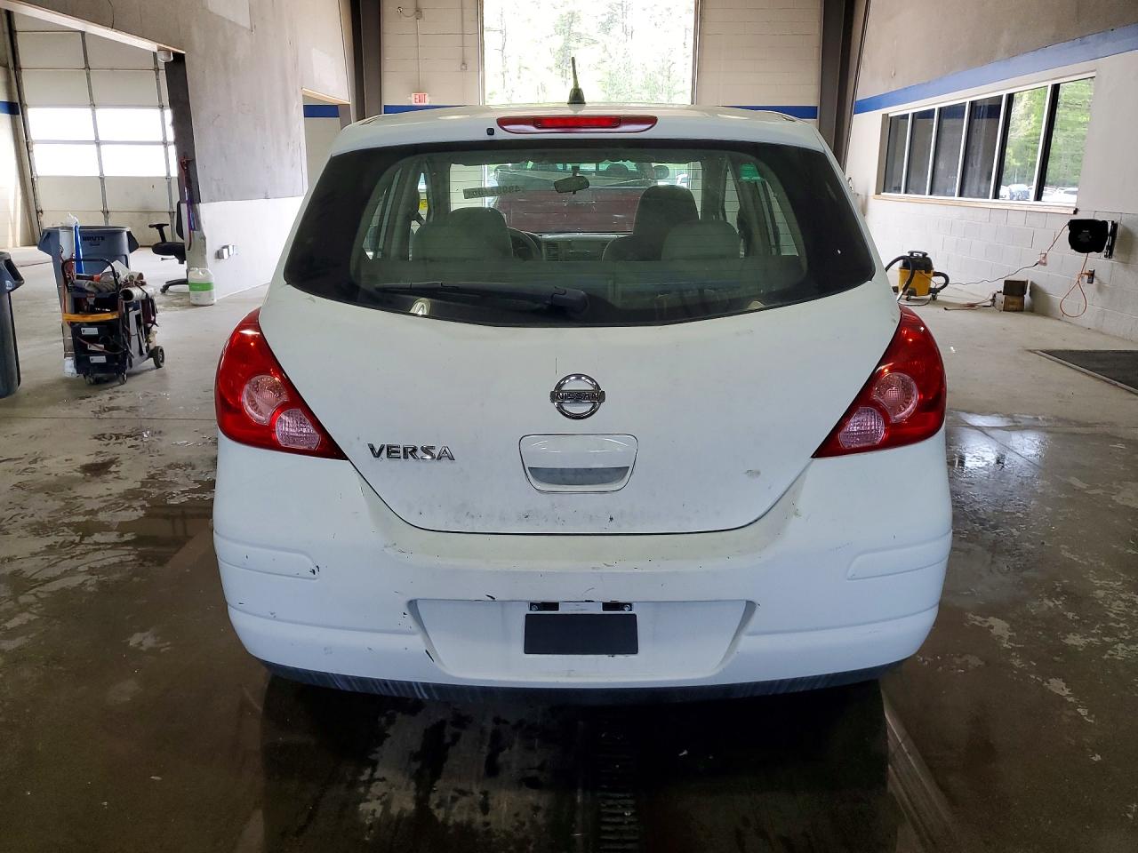 Nissan Versa 1.8 S