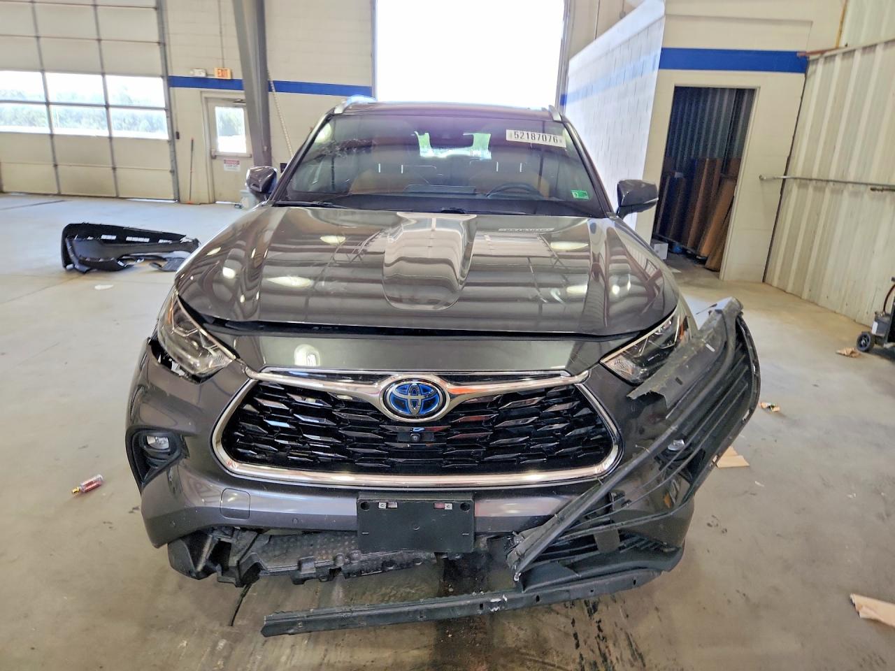 Toyota Highlander Hybrid Platinum