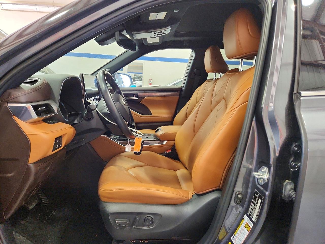 Toyota Highlander Hybrid Platinum