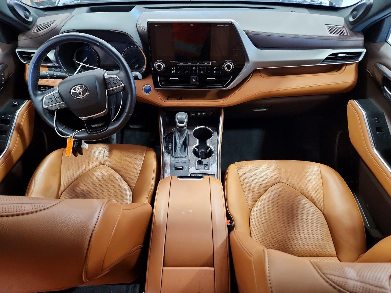 Toyota Highlander Hybrid Platinum