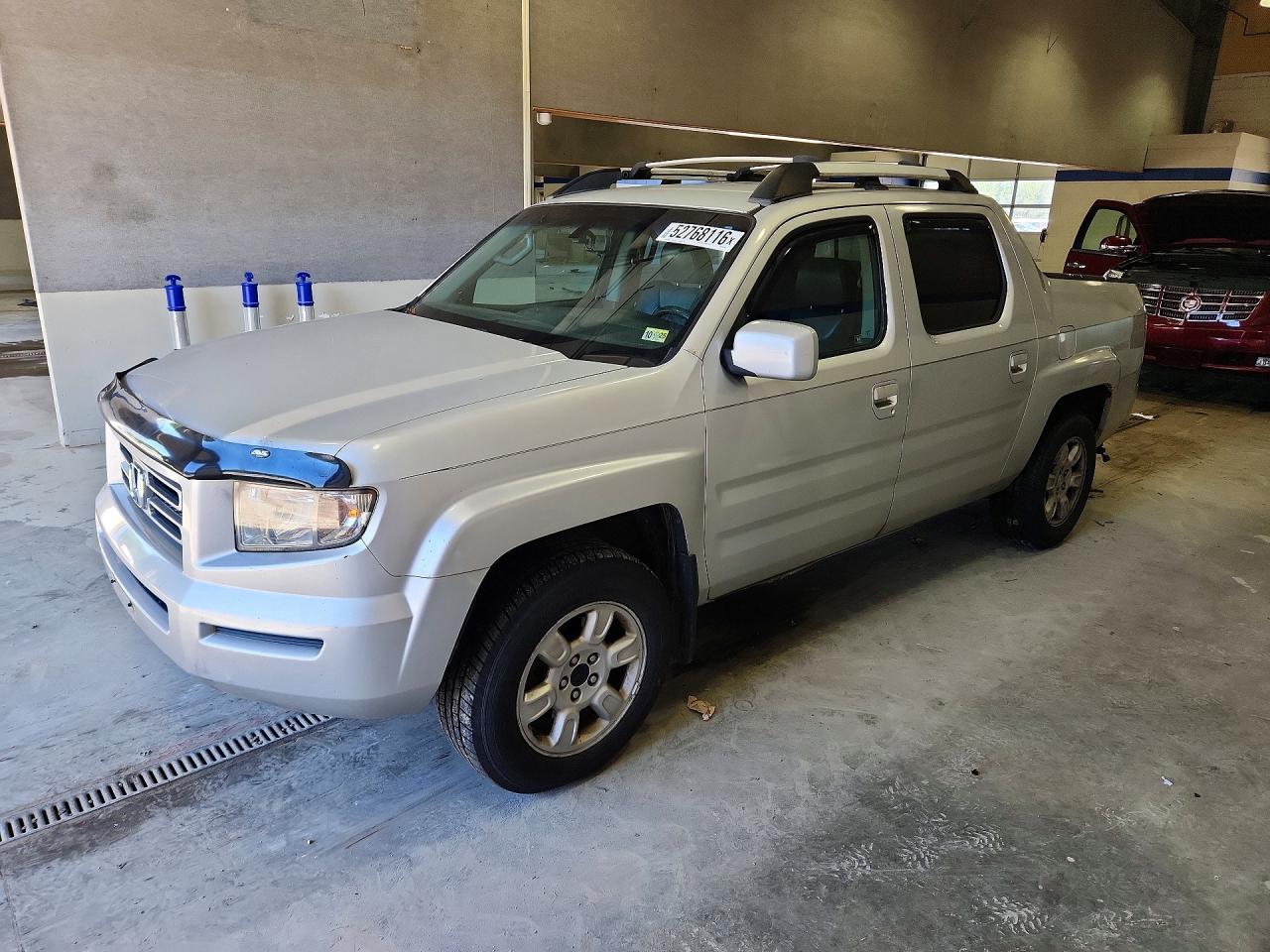 Salvage Honda Ridgeline Image