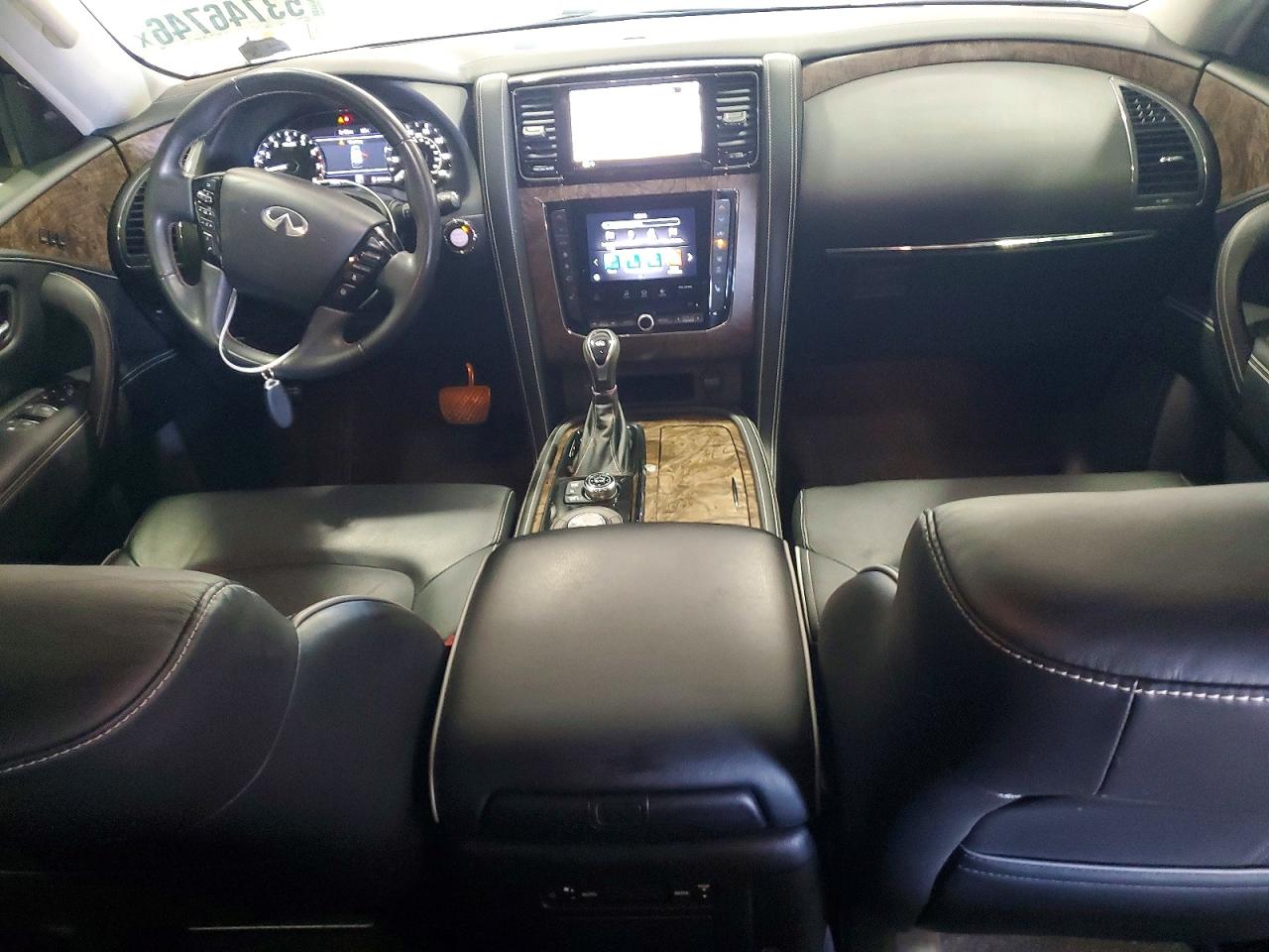 INFINITI Qx Premium Select