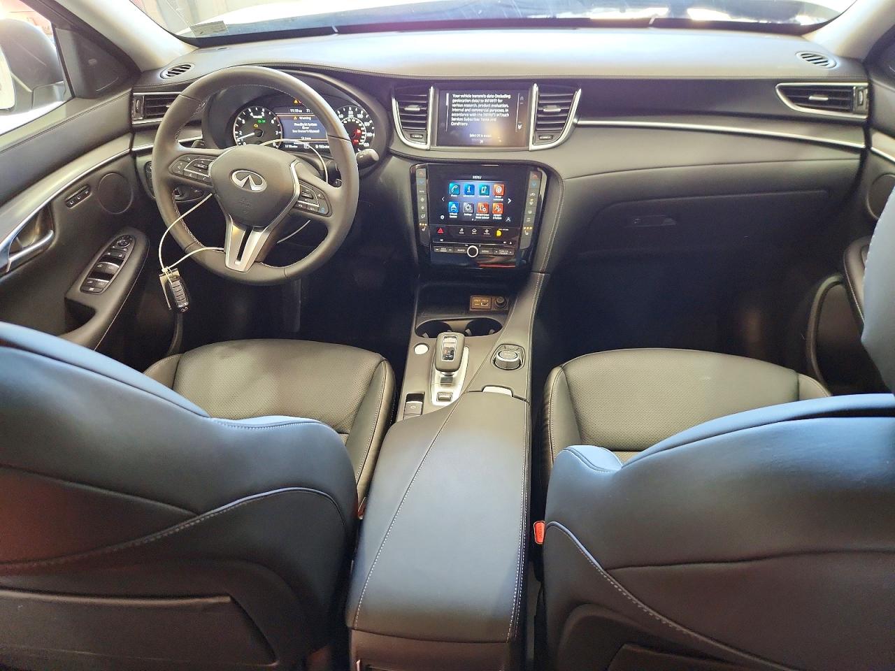 INFINITI Qx Luxe