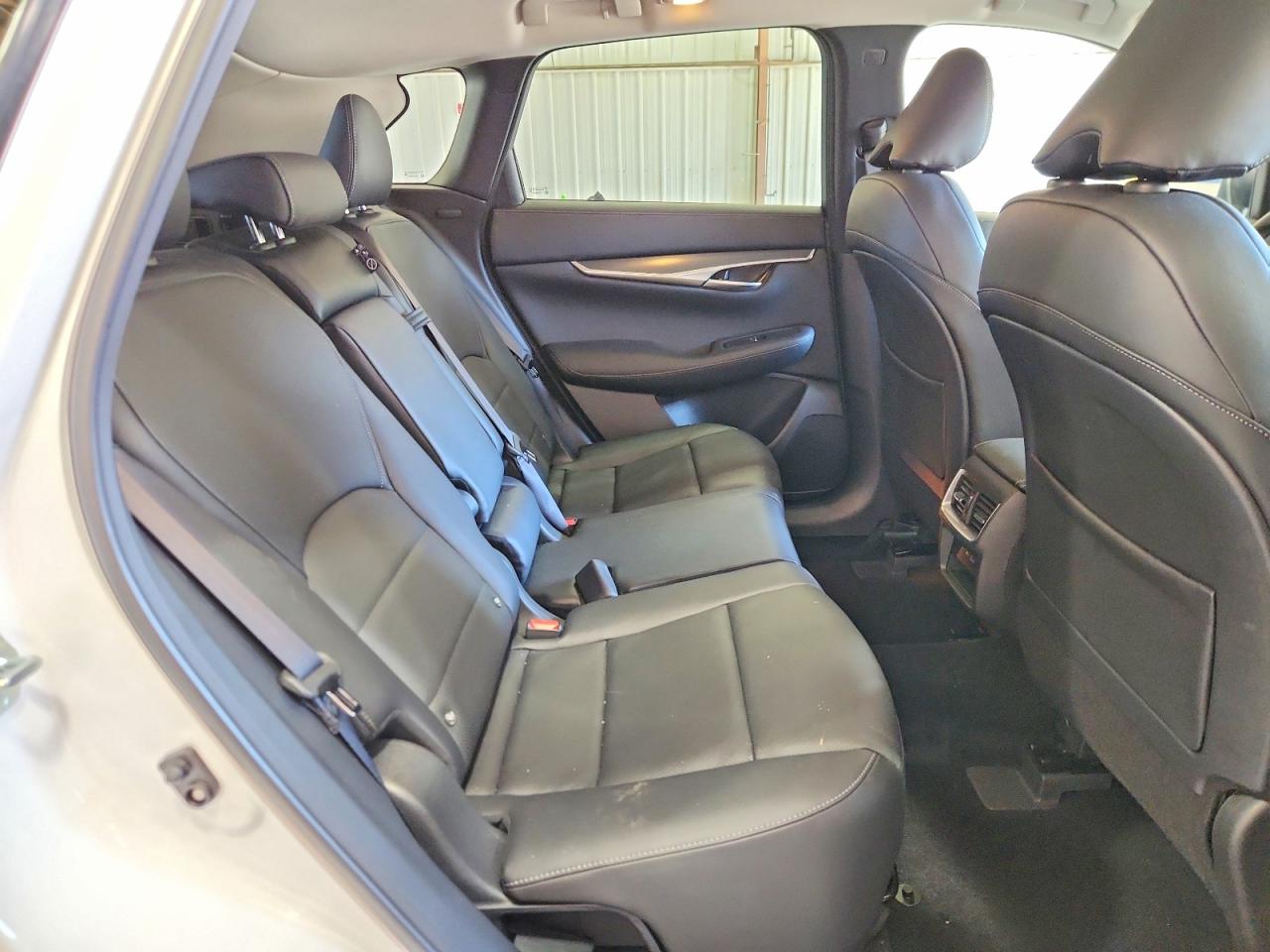 INFINITI Qx Luxe