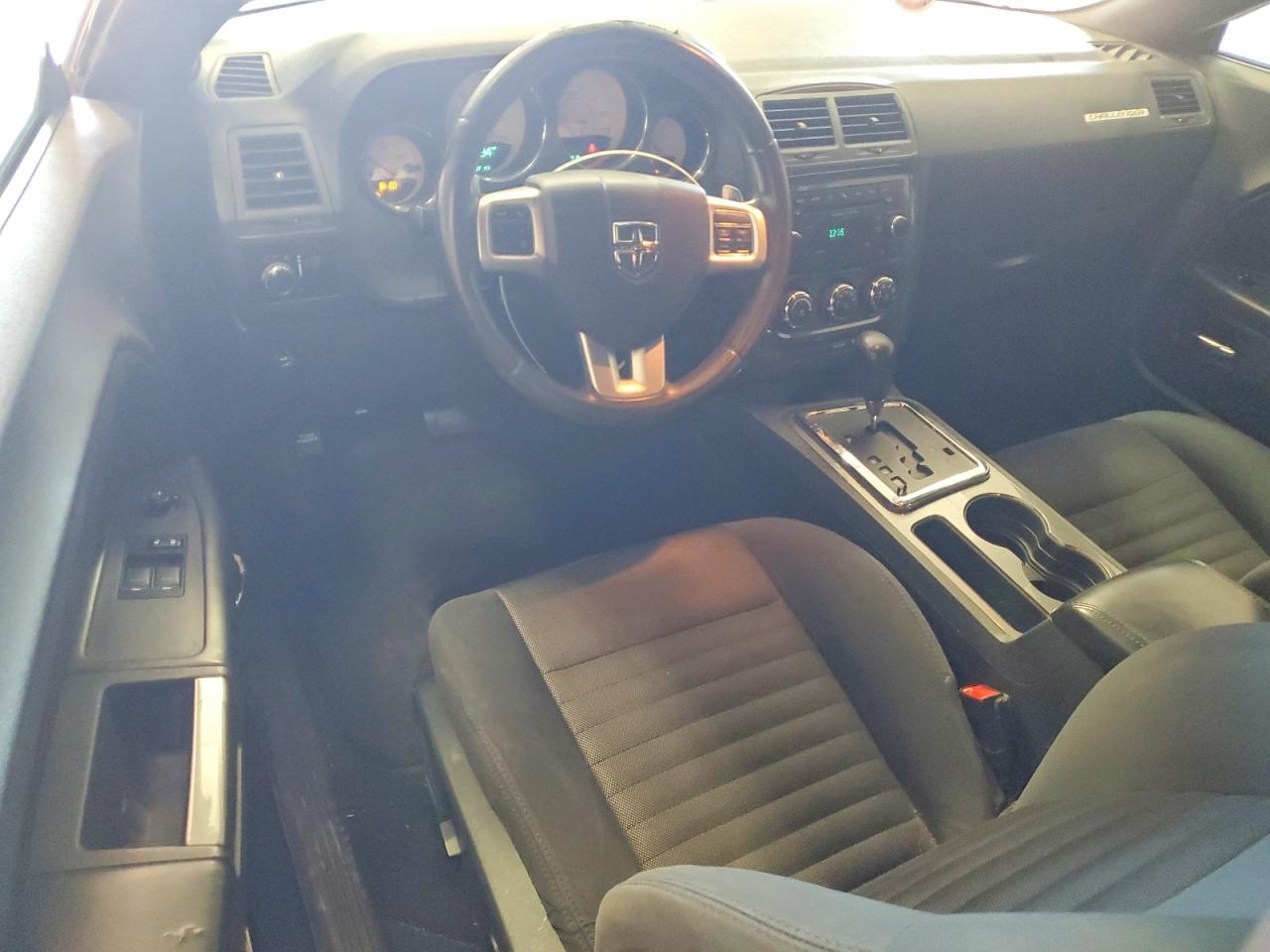 Dodge Challenger Sxt