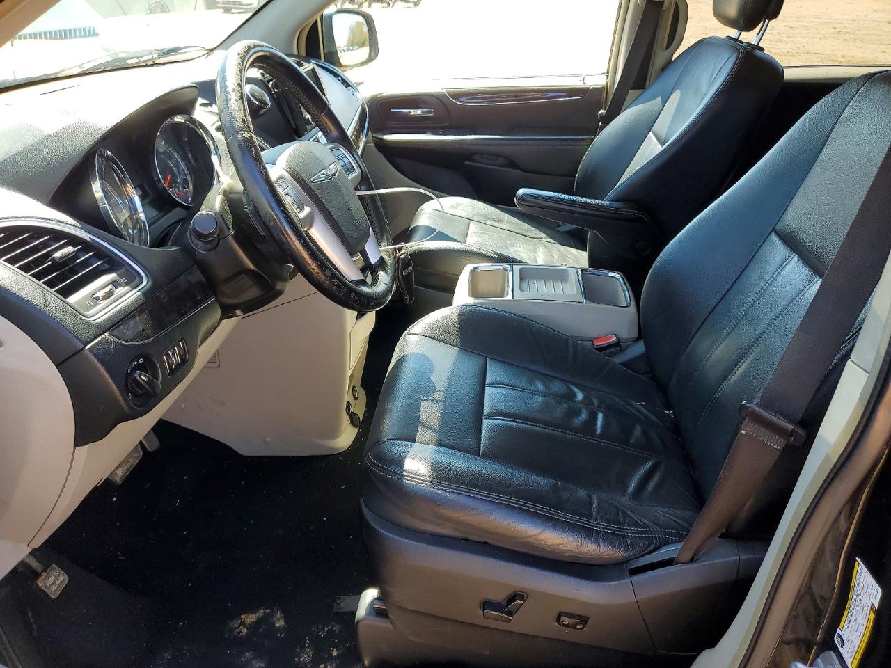 Chrysler Minivan Lx